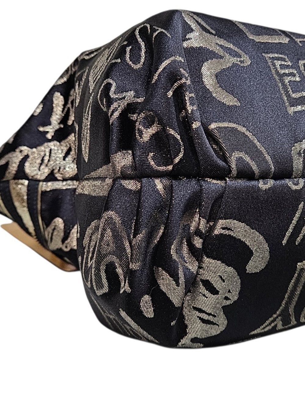 Coach Poppy Graffiti 2010 Black & Gold Storypatch Print Tote with Wristlet - Picture 6 of 16